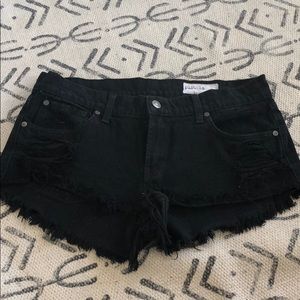 Black pistola jean shorts